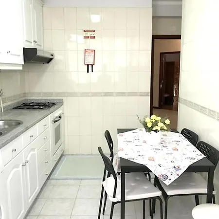 With 2 Bedrooms In Viana Do Castelo, With Wonderful Sea View, Balco... 公寓 *